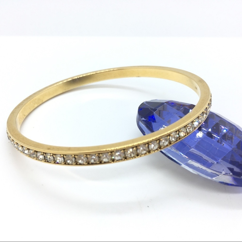 AVON Gold Tone Rhinestone Vintage Bangle Bracelet - Picture 2 of 6